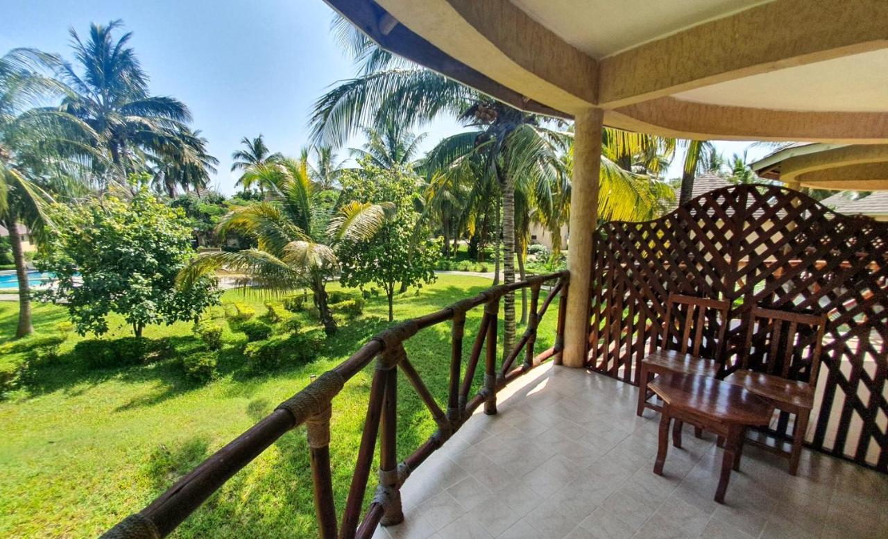 Ahg Maya Bay Resort & Spa Michamvi Kae Exterior photo